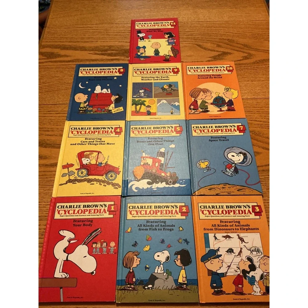 Vintage Charlie Brown's Cyclopedia 10 Books 1980 Funk & Wagnalls Peanuts Snoopy